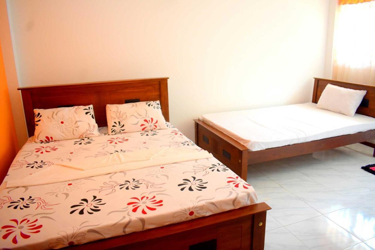 Sri Mayura Holiday Resort Kataragama Buitenkant foto